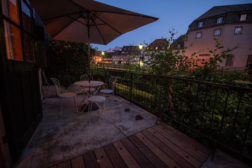 Ferienwohnung La Maison De L'Eclusier Straßburg Exterior foto